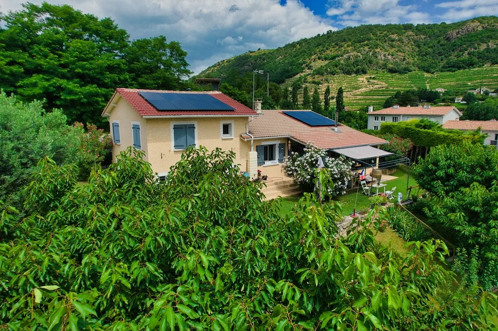 Maison équipée de panneaux DualSun à Valence